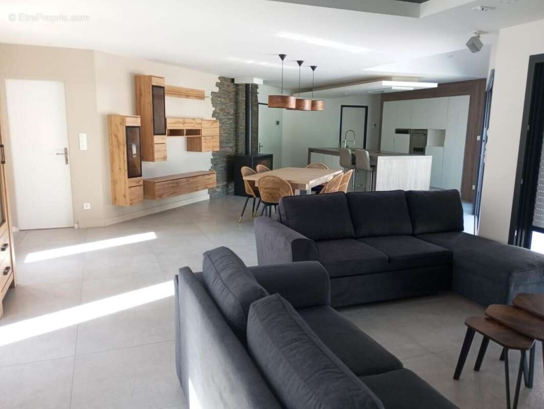 Photo 2 - Maison à COMMEQUIERS