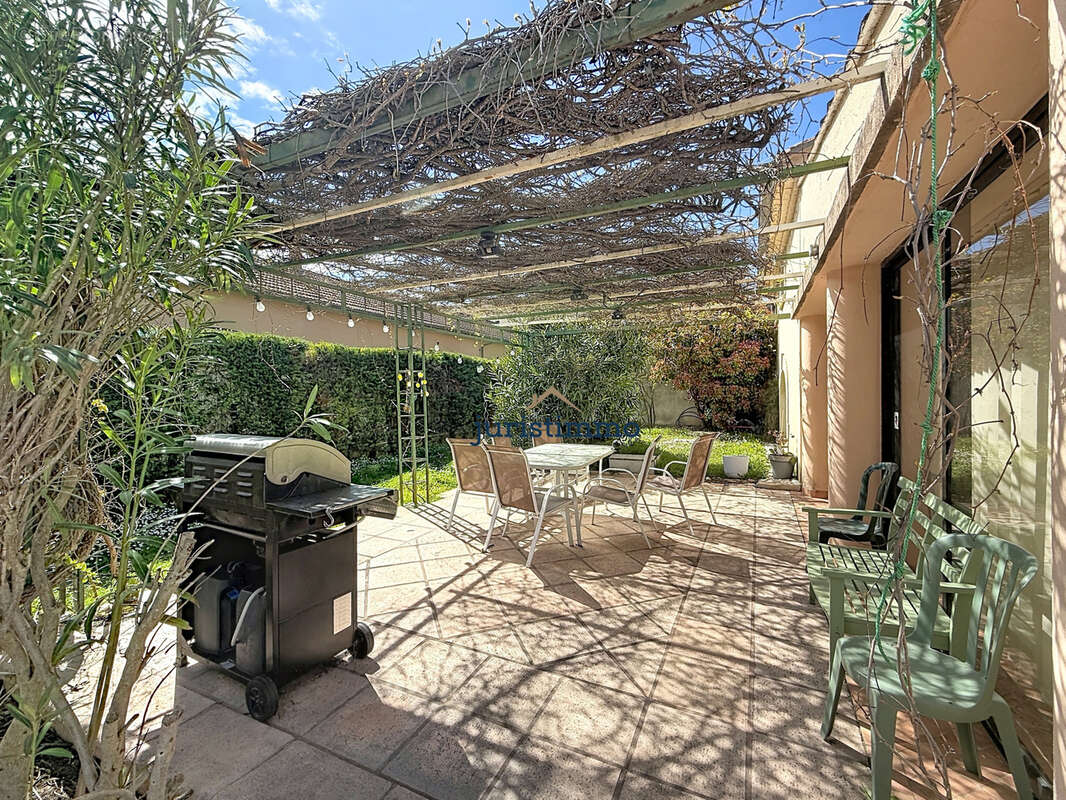 Maison à VAISON-LA-ROMAINE