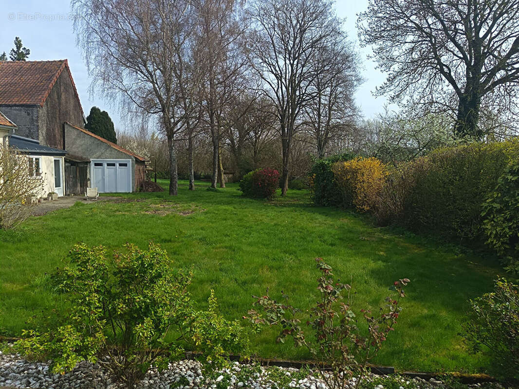 Maison à BEAUREVOIR
