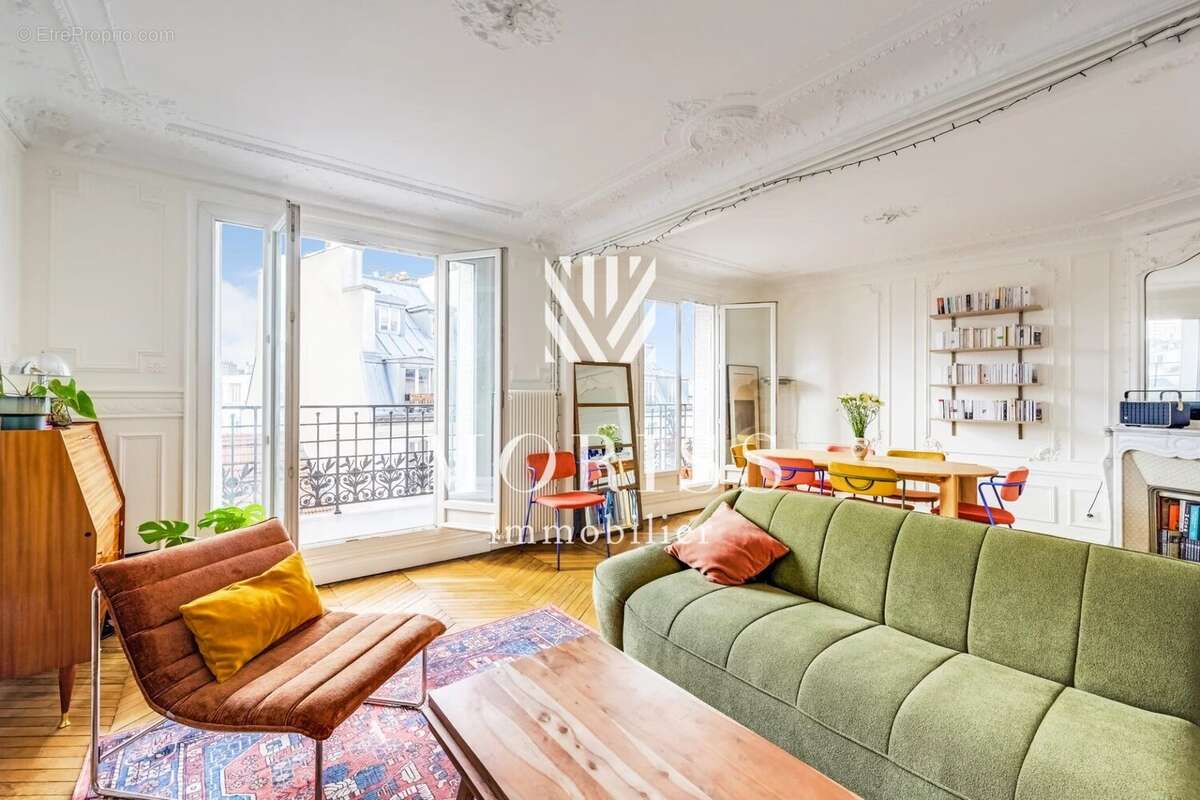 Appartement à PARIS-11E
