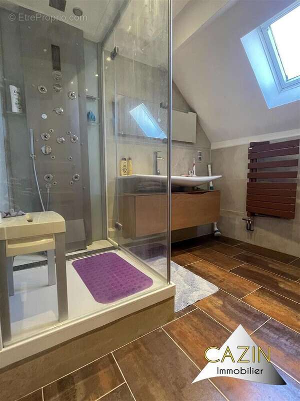 Maison à LE PIN-AU-HARAS