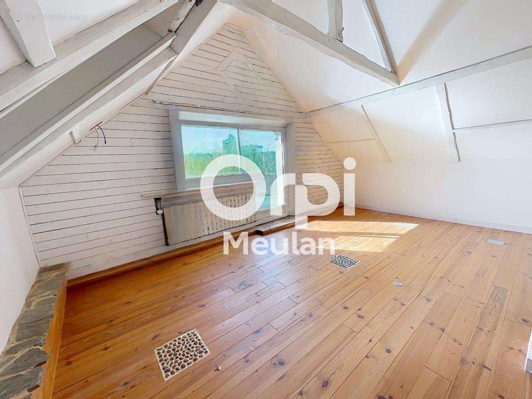 Appartement à SERAINCOURT