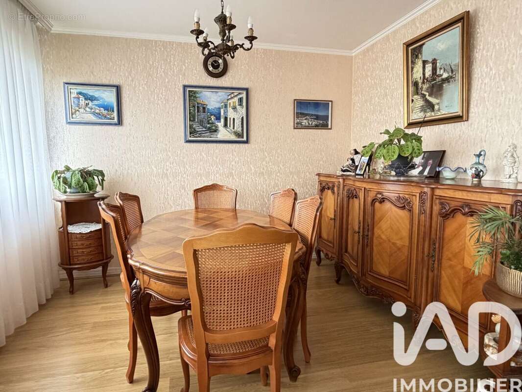 Photo 4 - Appartement à MARCQ-EN-BAROEUL