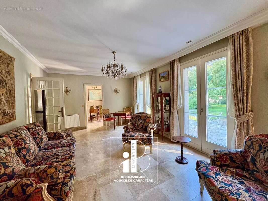 Maison à BOURRON-MARLOTTE