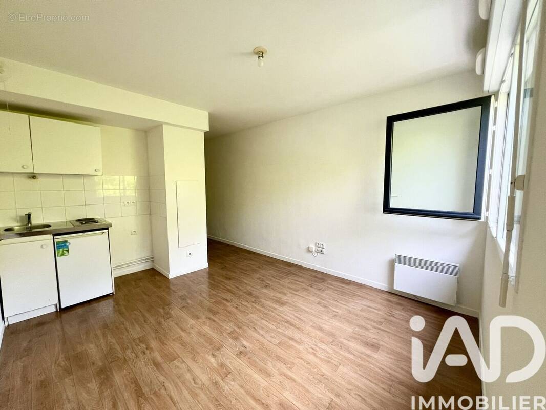 Photo 1 - Appartement à VILLENEUVE-LA-GARENNE