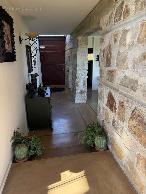 Maison à COUFFOULENS