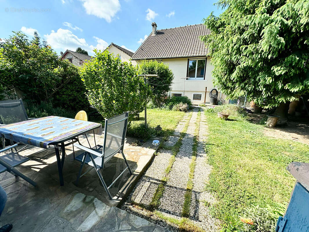Maison à GONESSE