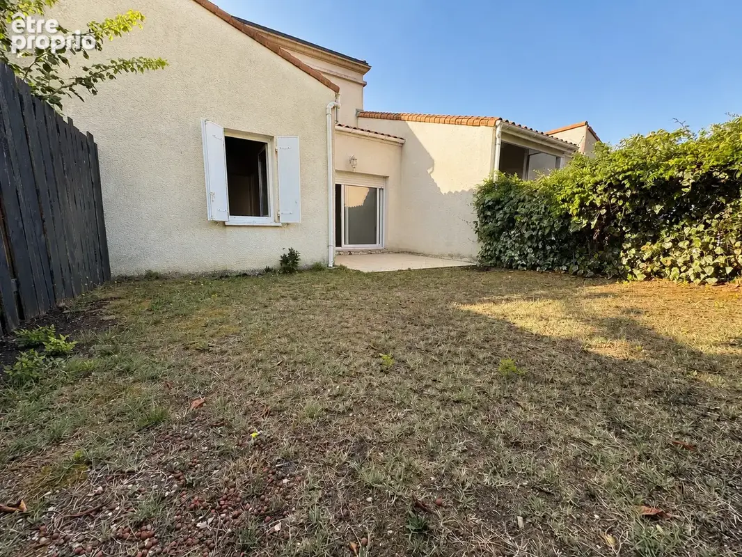 Maison avec jardin proche plages et commerces - photo 9