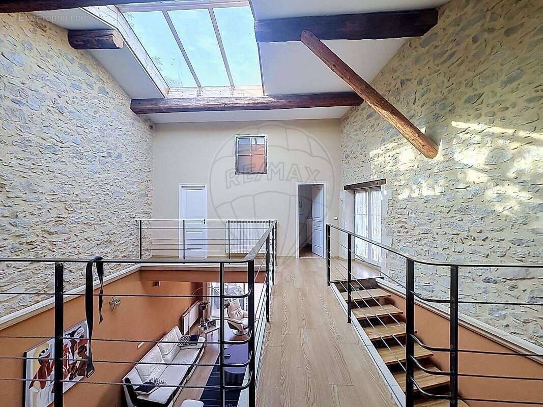Maison à BOUILLARGUES