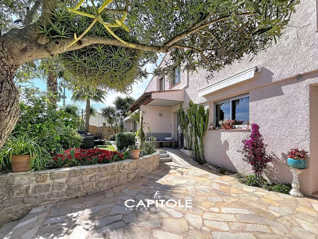 Maison à ANTIBES