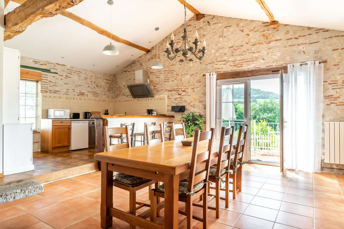 Maison de campagne avec annexes, 3 x piscines et vue - photo 75