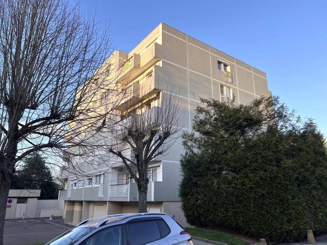 Appartement à PLAISIR