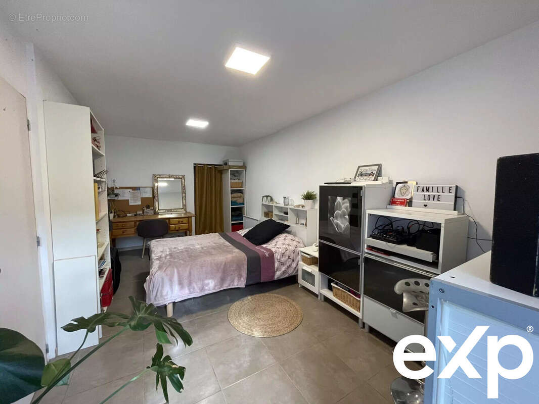 Maison à ROBIAC-ROCHESSADOULE