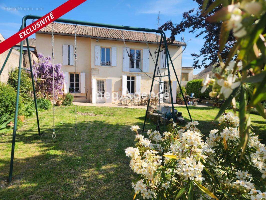 Maison à GUITRES