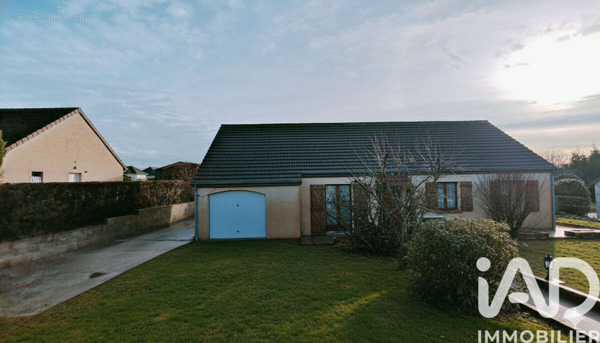 Photo 5 - Maison à SAINT-GEORGES-SUR-MOULON