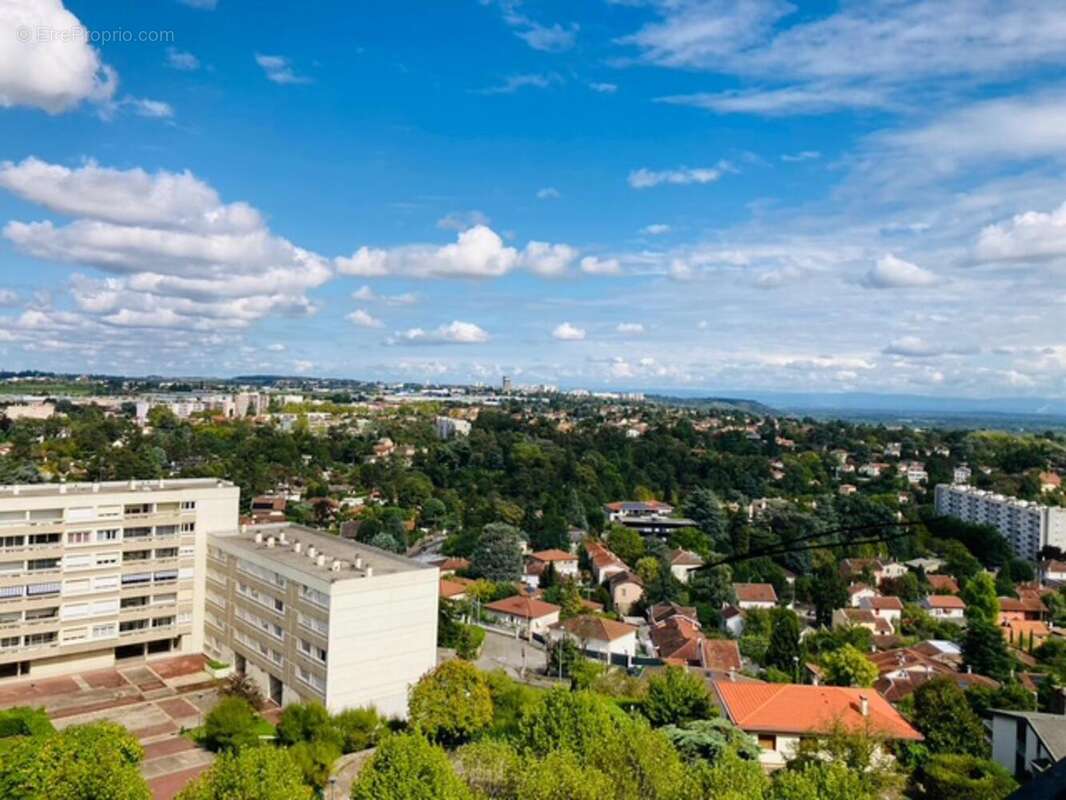 Photo 6 - Appartement à CALUIRE-ET-CUIRE