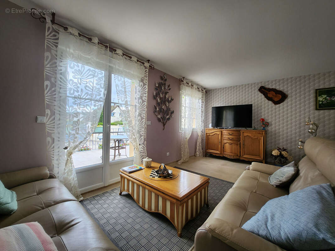 Maison à AMBLAINVILLE