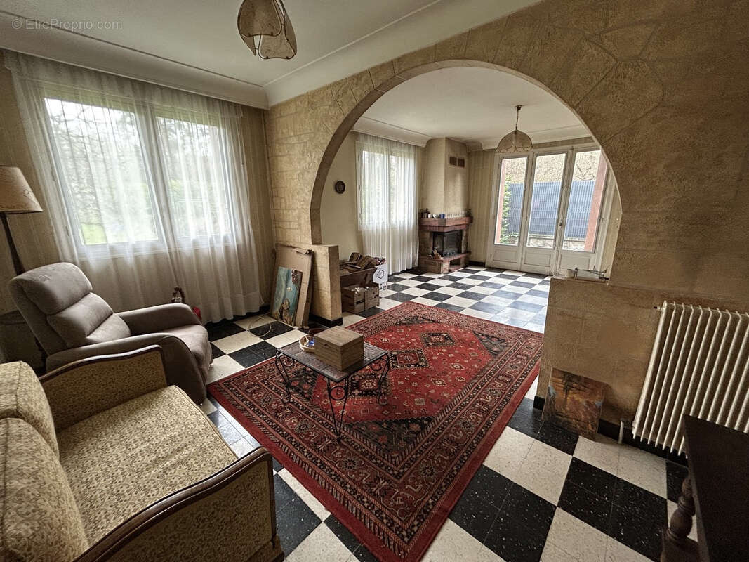 Maison à MALEMORT-SUR-CORREZE