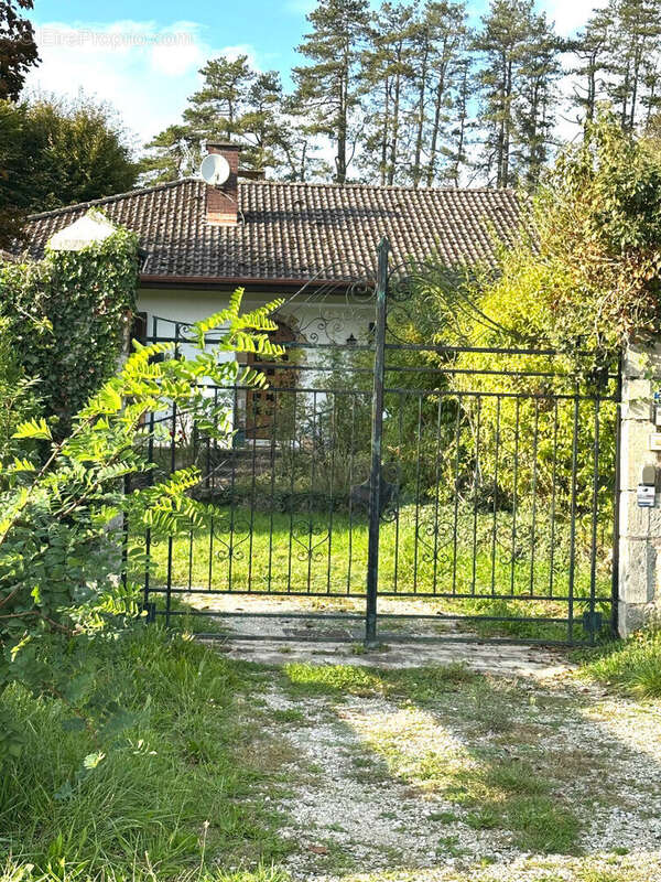 Maison à VAIRE-LE-PETIT