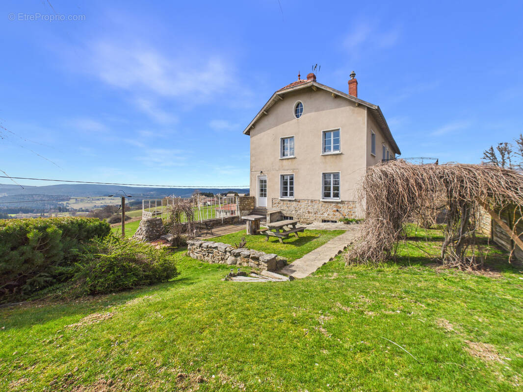 Maison à LA CHAISE-DIEU