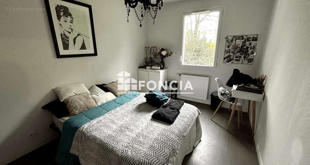 Appartement à PAREMPUYRE