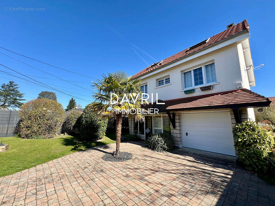 Maison à CONFLANS-SAINTE-HONORINE