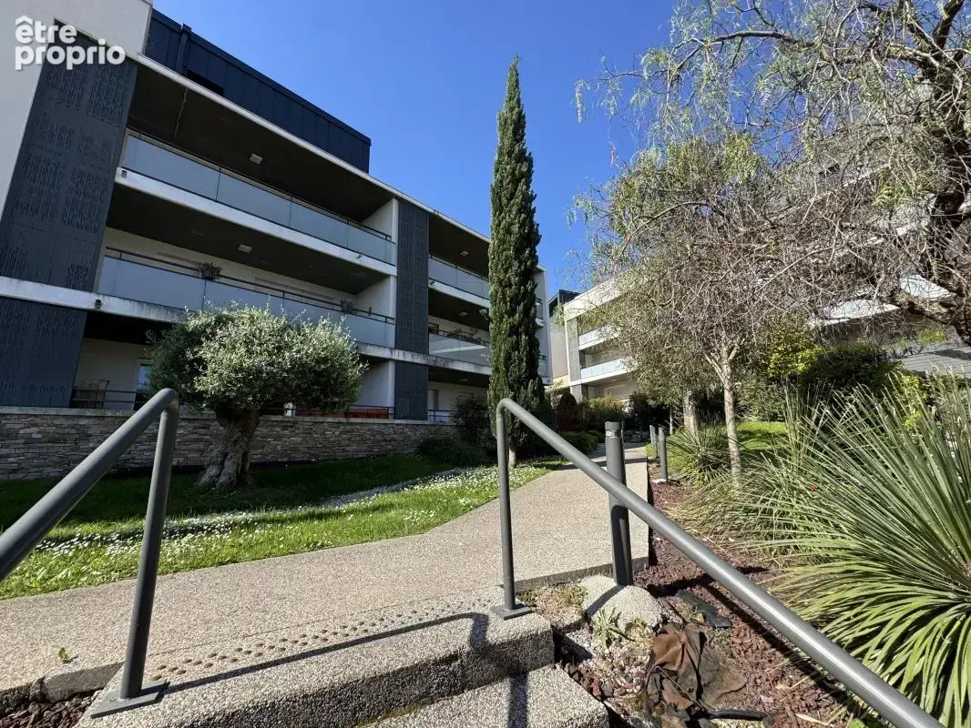 Appartement à CASTELNAU-LE-LEZ