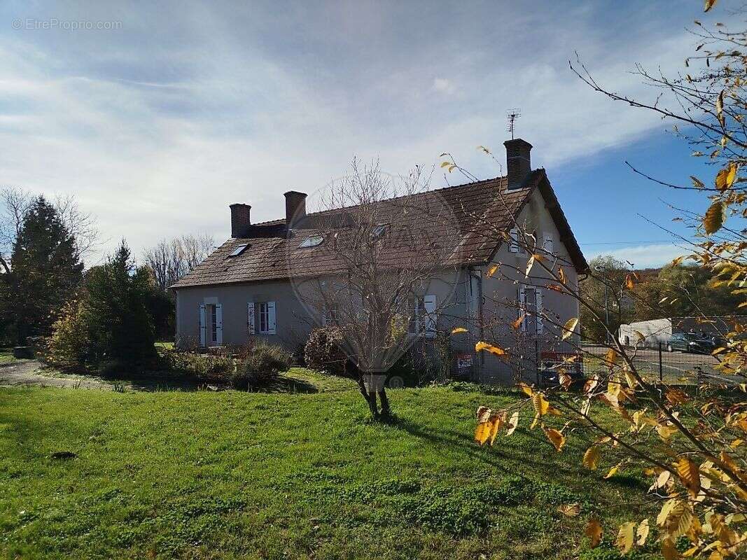 Maison à DECIZE