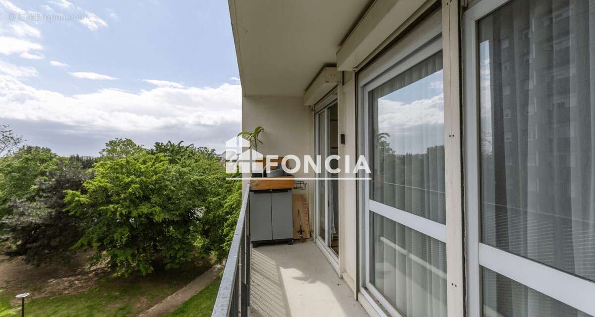 Appartement à VIRY-CHATILLON