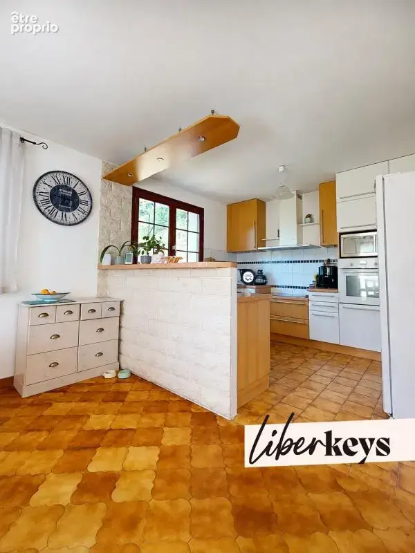 L’Albenc – Maison 145 m², 5 chambres, terrain 2 690 m² + piscine - photo 3