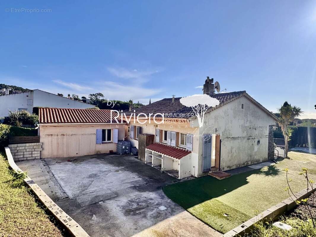 Maison à CAVALAIRE-SUR-MER