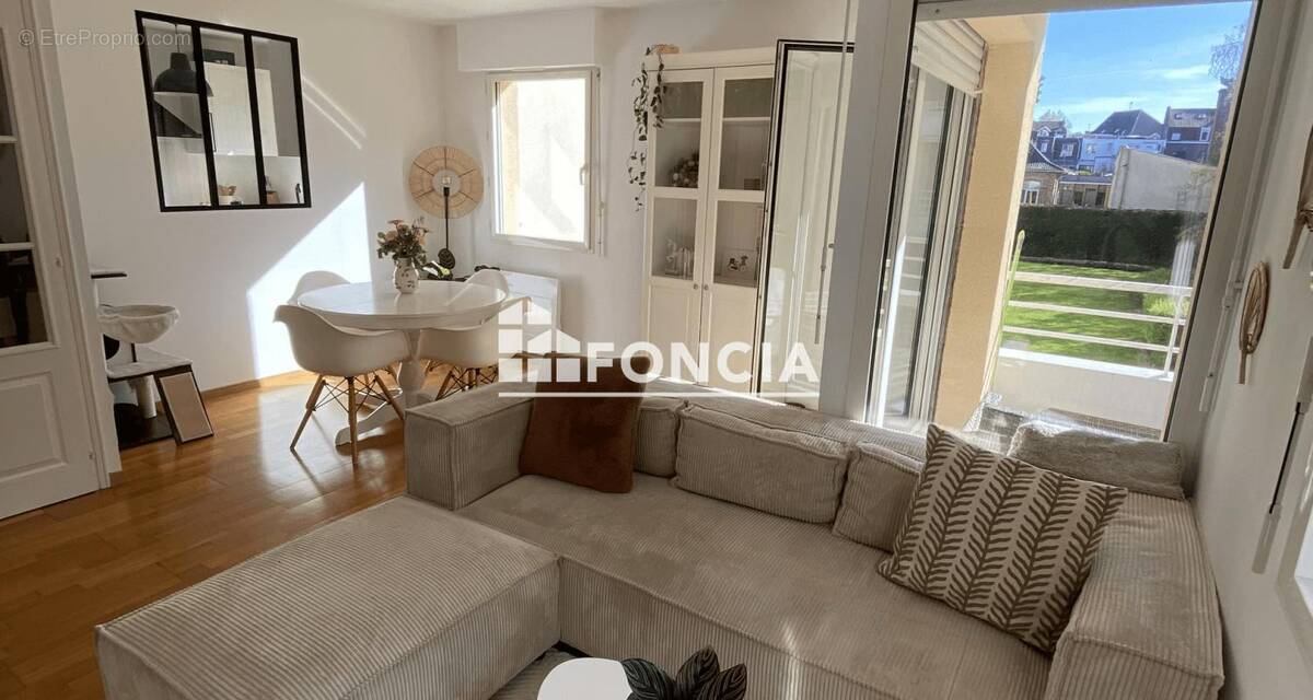 Appartement à MARCQ-EN-BAROEUL