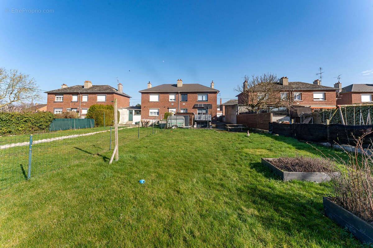Maison à LAMBRES-LEZ-DOUAI