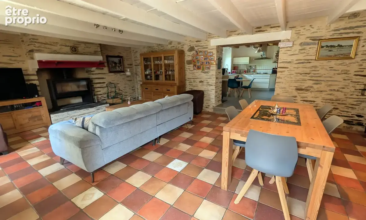 A vendre Maison en pierre 5 pièces - Les Fougerêts (56) - La Gacilly - dépendance - locatif - piscine - photo 4