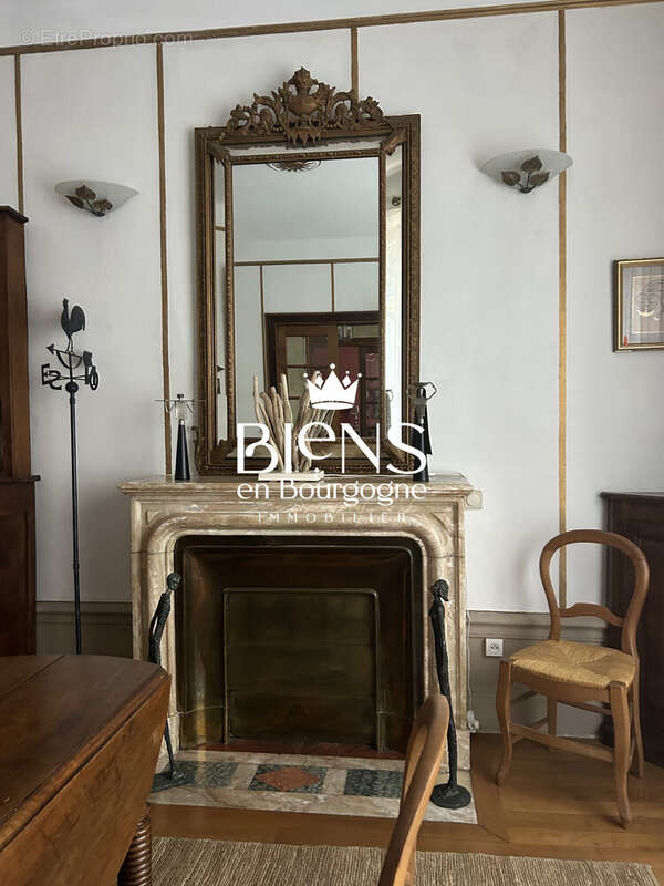 Maison à AUTUN