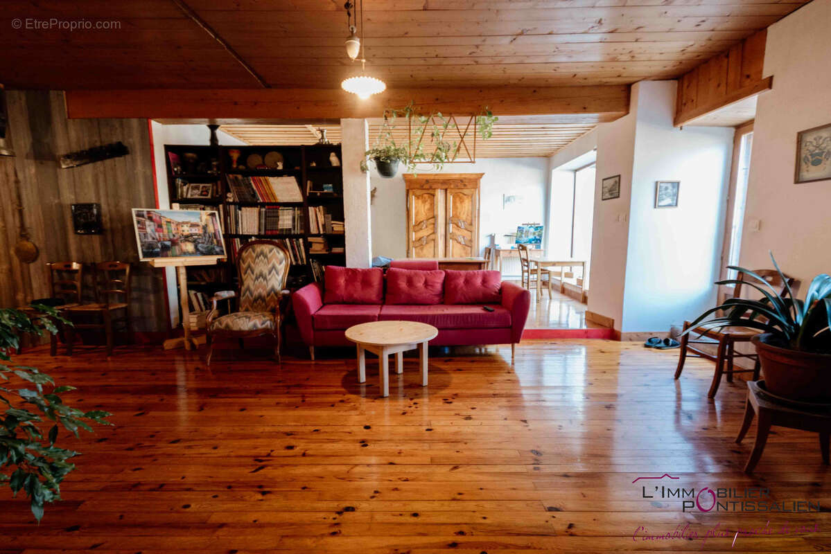 Ferme de village rénovée PETITE-CHAUX fort potentielle - photo 3