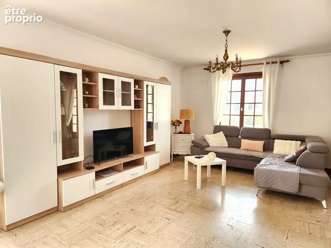 Maison 147 m² à Chateauneuf-Sur-Loire  - photo 3