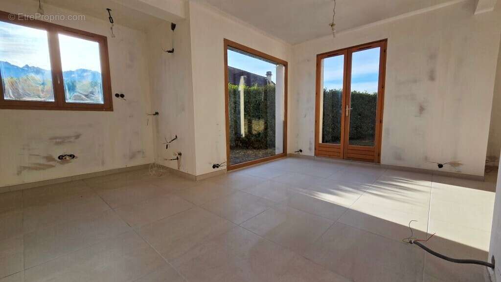 Maison à BERNIN