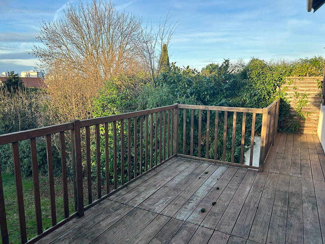 Maison à L&#039;HAY-LES-ROSES