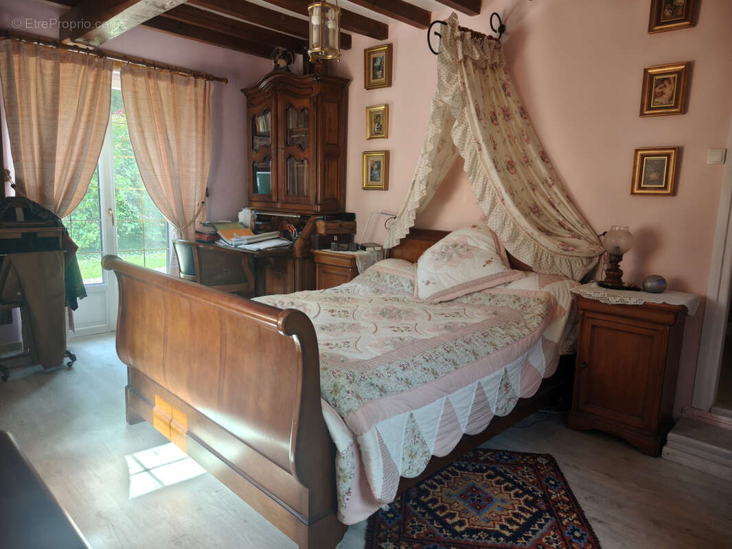 Maison à SAINT-PIERRE-SUR-DIVES