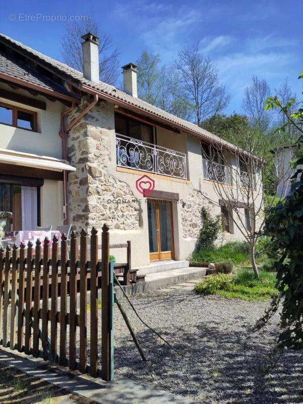 Maison à MASSAT