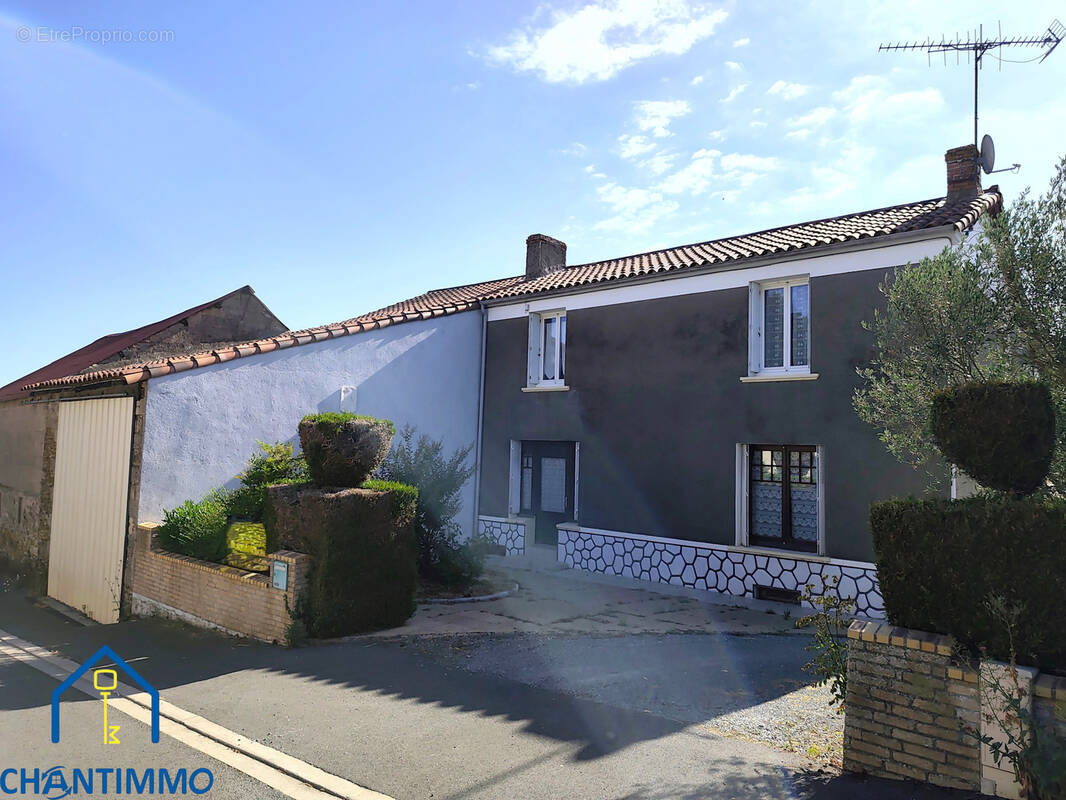 Maison à MOUILLERON-EN-PAREDS