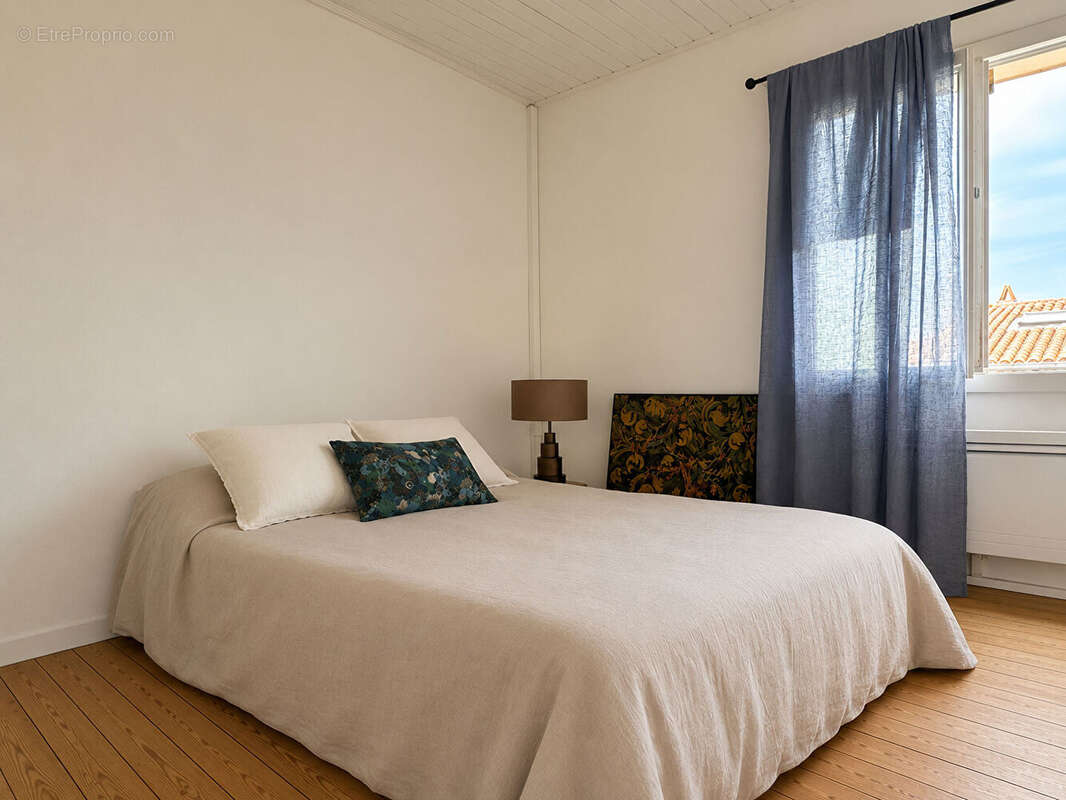 Maison La Couarde Sur Mer 4 pièce(s) 89 m2 - photo 6