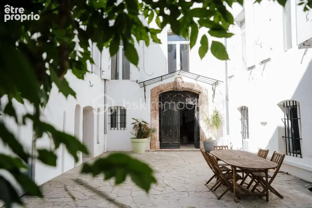 À 20 min de Perpignan, grande demeure rénovée avec patio et potentiel locatif – Bien rare sur le marché - photo 4
