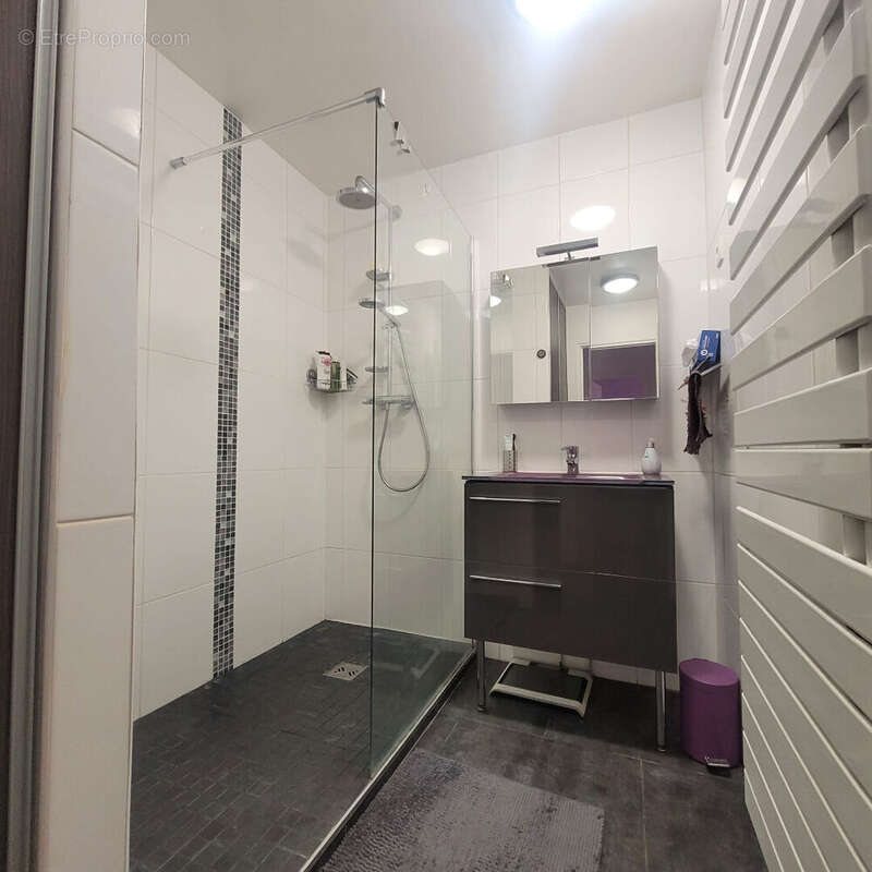 Appartement à CHILLY-MAZARIN