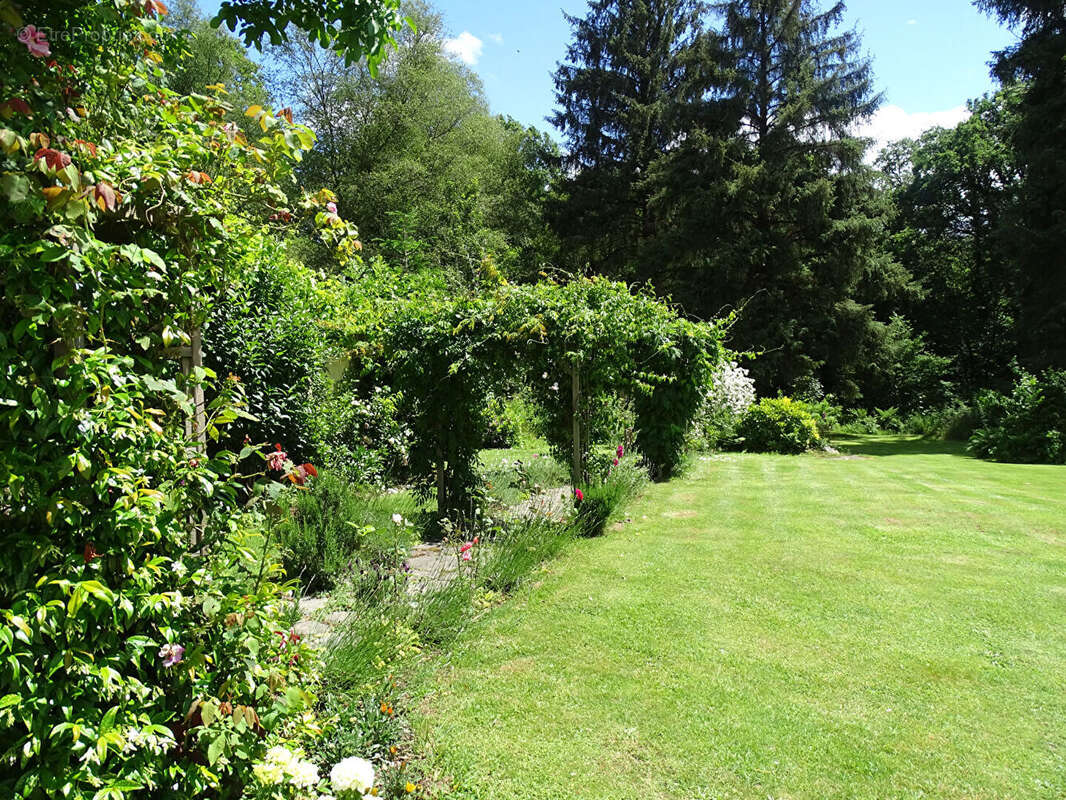 Maison à LANISCAT