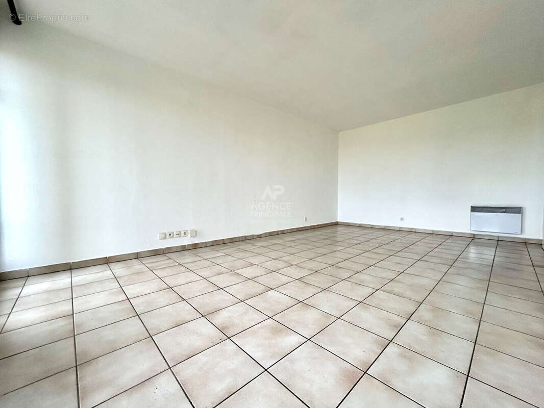 Appartement à CARRIERES-SOUS-POISSY