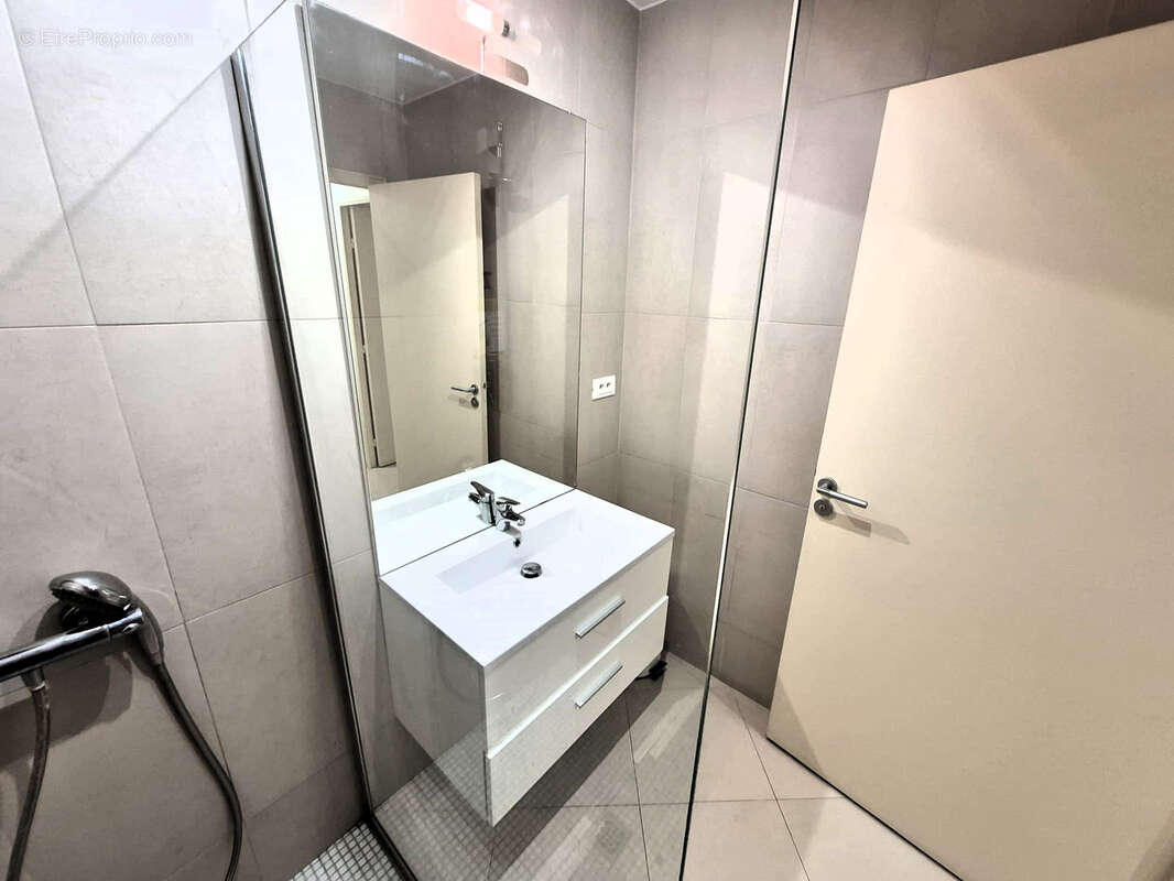 Appartement à MENTON