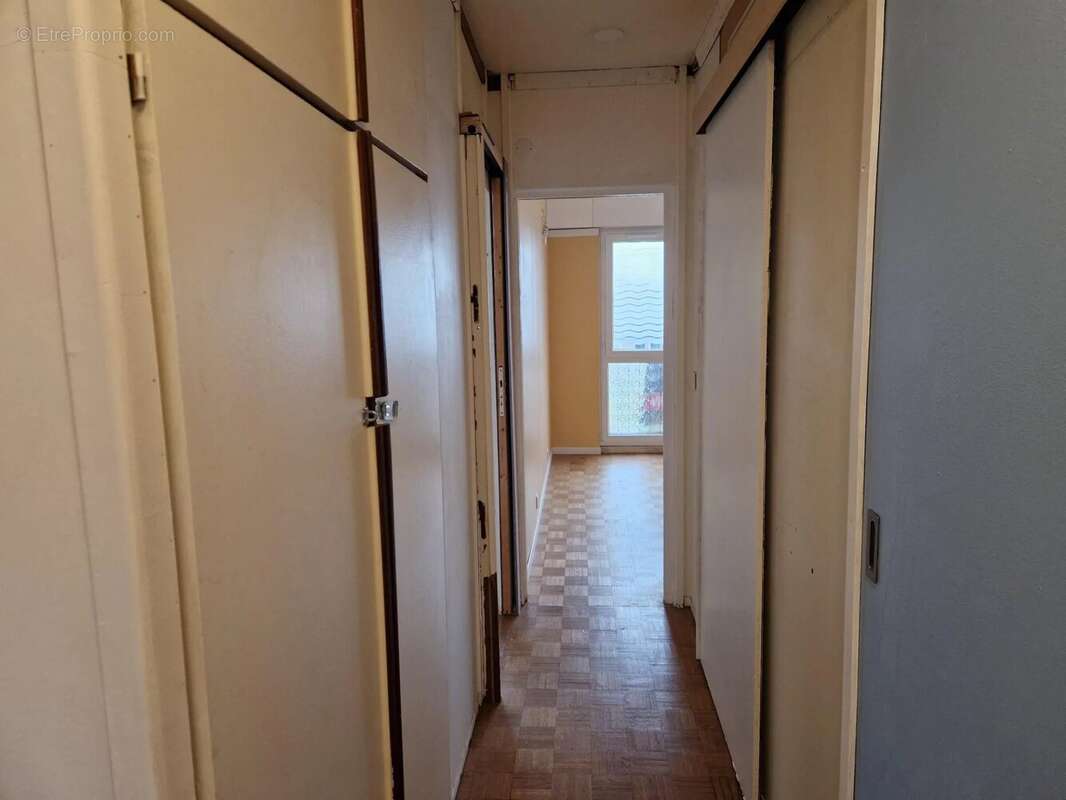 Appartement à THIAIS