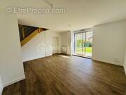 Appartement à REYRIEUX